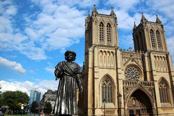 Raja Ram Mohan Roy Memorial in Bristol, England
            